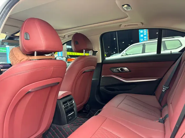 BMW 3 Series — Фото автомобиля 14