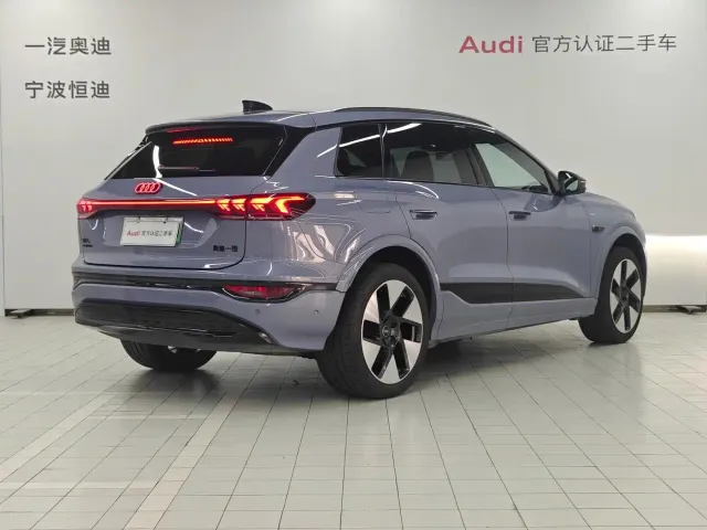 Audi Q6L e-tron — Фото автомобиля 5