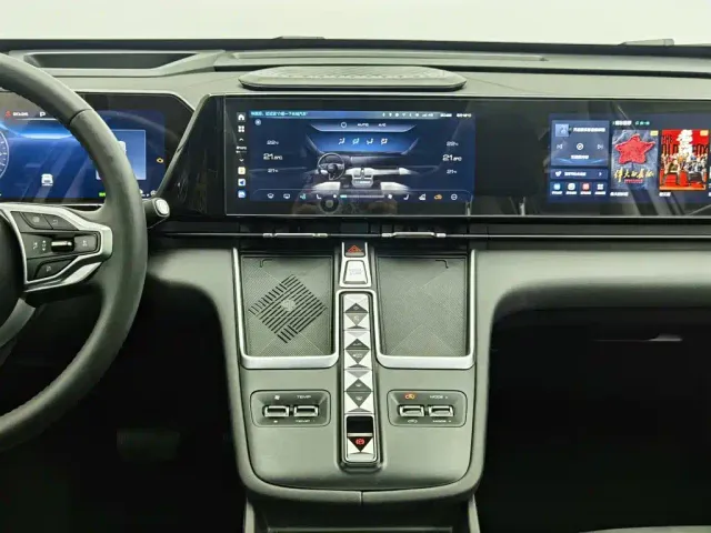Haval Xiaolong MAX — Фото автомобиля 12