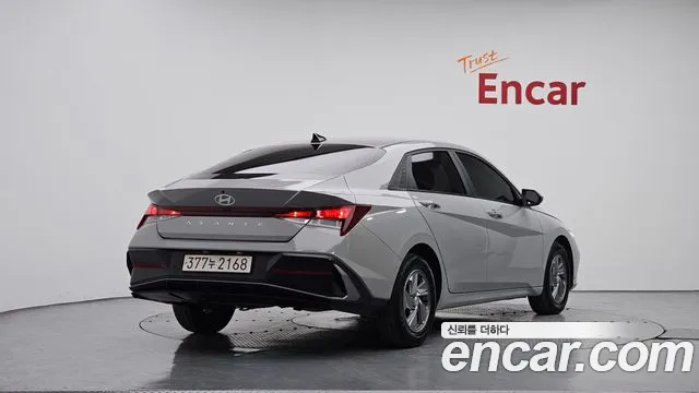 Hyundai Avante — Фото автомобиля 2