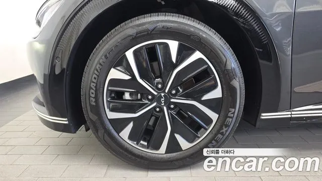 Kia EV6 — Фото автомобиля 5