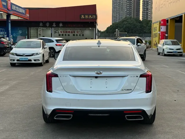 Cadillac CT5 — Фото автомобиля 19