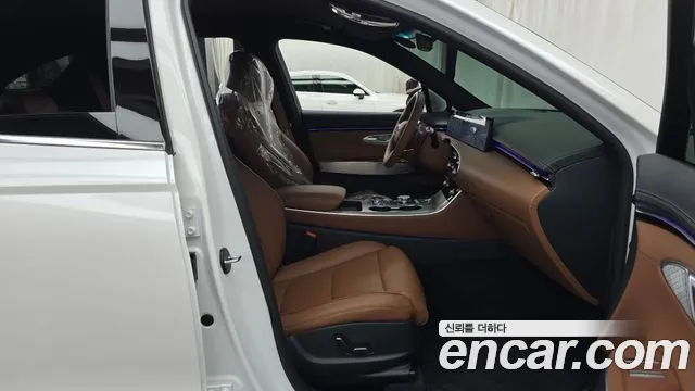 Genesis GV70 2.5T Бензин AWD — Фото автомобиля 24