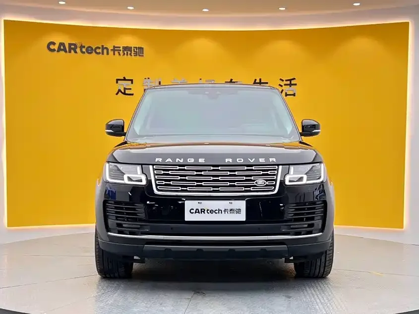 Land Rover Range Rover 2021 3.0 L6 Heritage Edition — Фото автомобиля 3