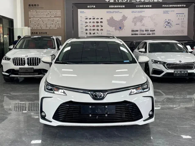 Toyota Corolla — Фото автомобиля 2