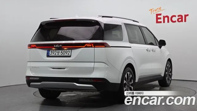 Kia Canival Carnival 4 поколение Дизель 9 мест Prestige — Фото автомобиля 2
