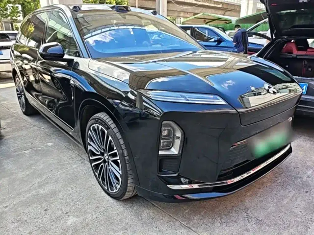Nio ES8 — Фото автомобиля 3