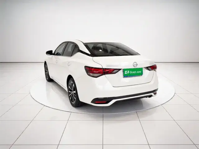 Nissan Sylphy — Фото автомобиля 4