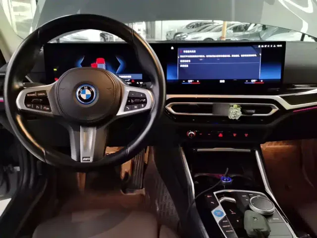 BMW i3 — Фото автомобиля 9
