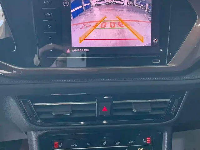 Volkswagen Tharu — Фото автомобиля 17