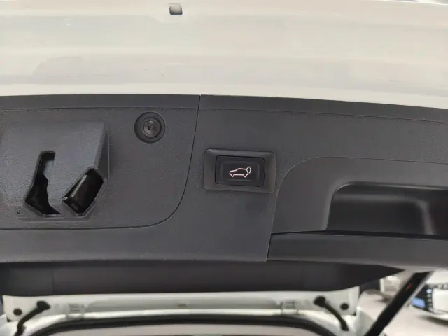 Geely Vision X6 — Фото автомобиля 20