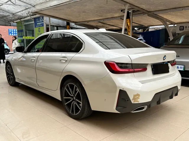 BMW 3 Series — Фото автомобиля 6