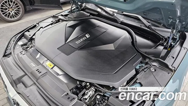 BMW i5 — Фото автомобиля 6