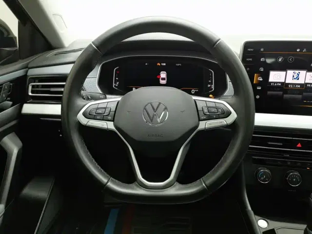 Volkswagen Lavida — Фото автомобиля 11
