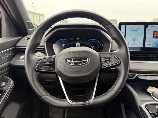Geely Xingrui — Фото автомобиля 5
