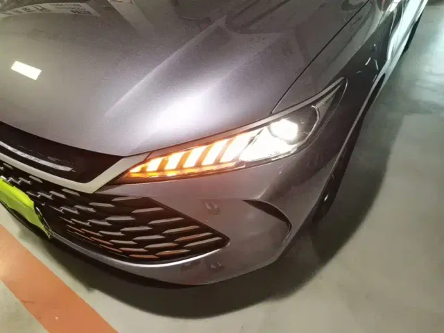 BYD Qin PLUS — Фото автомобиля 23