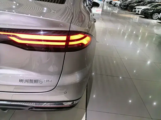 Geely Galaxy Stellar 6 — Фото автомобиля 7