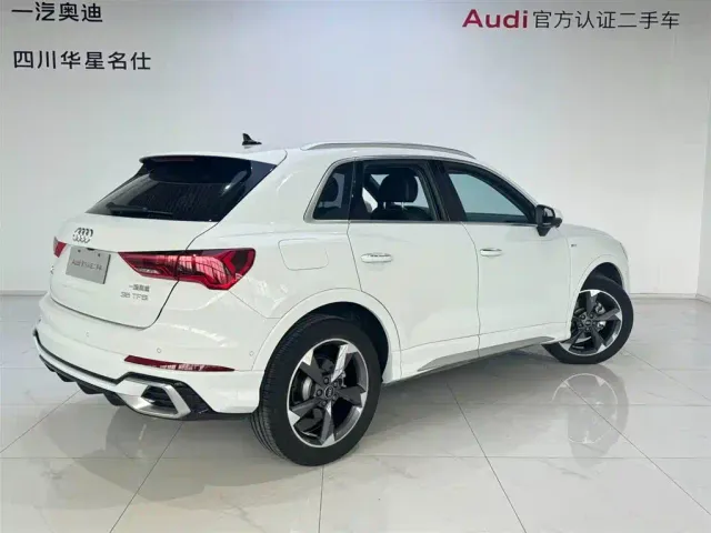 Audi Q3 — Фото автомобиля 4
