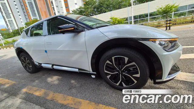 Kia EV6 — Фото автомобиля 2