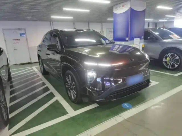 Nio ES7 — Фото автомобиля 3