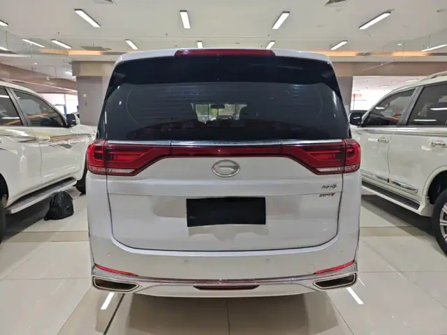 GAC Trumpchi M8 — Фото автомобиля 5