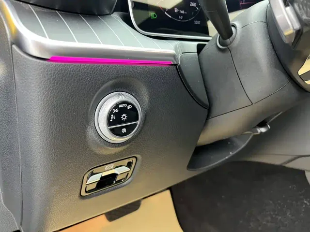 Mercedes-Benz C-Class — Фото автомобиля 27