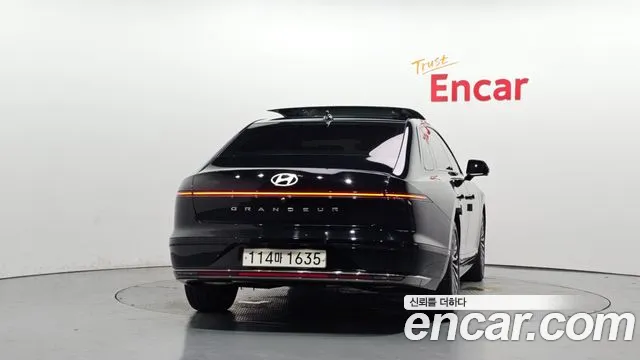 Фотография автомобиля — Hyundai Grandeur GN7