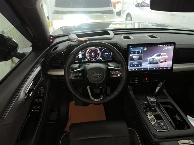 GAC Trumpchi GS8 — Фото автомобиля 10