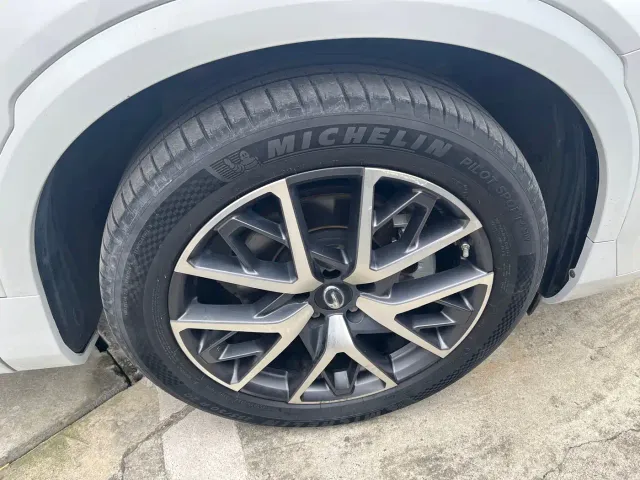 GAC Trumpchi GS8 — Фото автомобиля 4