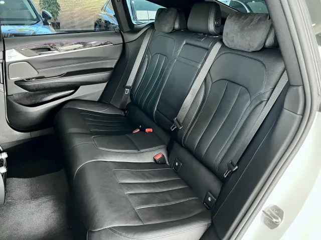 BMW 6 Series Gran Turismo — Фото автомобиля 11