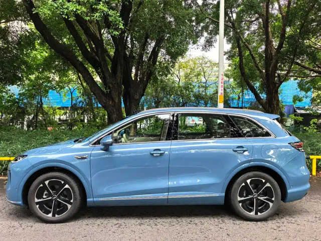 Shangjie SUV — Фото автомобиля 3