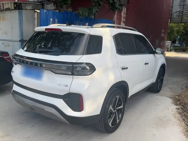 Hyundai ix35 — Фото автомобиля 10
