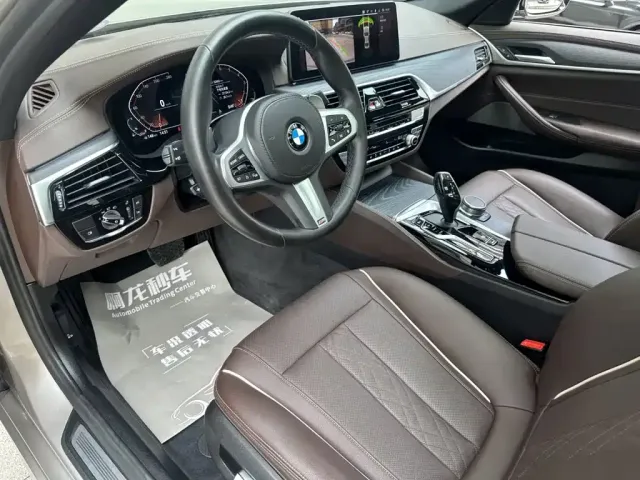 BMW BMW 5 Series 2022 Facelift 530Li Leading M Sport Package — Фото автомобиля 10