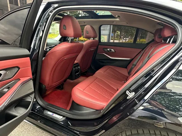 BMW 3 Series — Фото автомобиля 9