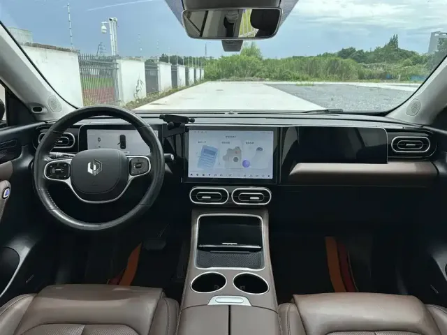 Leapmotor Leapmotor C11 2023 Range Extender 180 Comfort Edition — Фото автомобиля 7