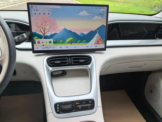 Geely Starry Wish — Фото автомобиля 9