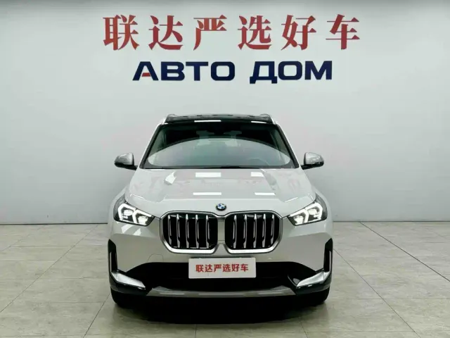 BMW X1 — Фото автомобиля 3