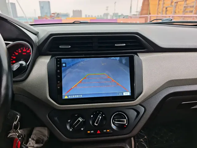 Wuling Hongguang — Фото автомобиля 17