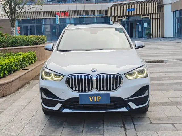 BMW X1 — Фото автомобиля 2
