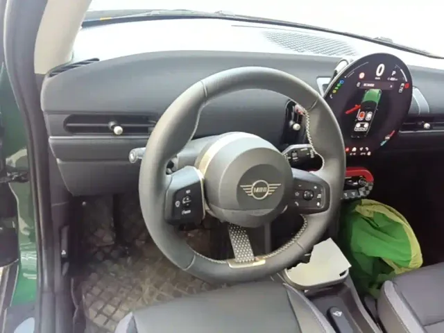 MINI Hatch — Фото автомобиля 10