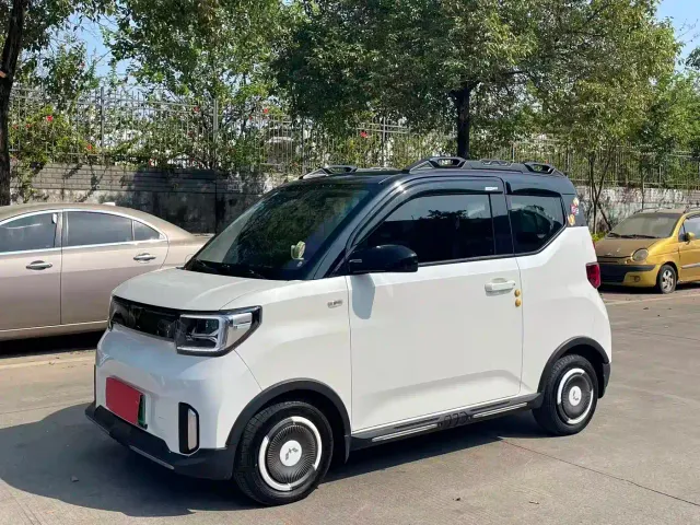 Фотография автомобиля — Wuling Hongguang Mini EV