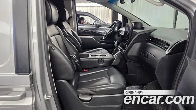 Hyundai Staria — Фото автомобиля 11
