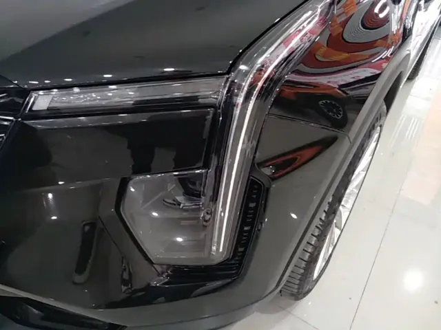 Cadillac XT4 — Фото автомобиля 23