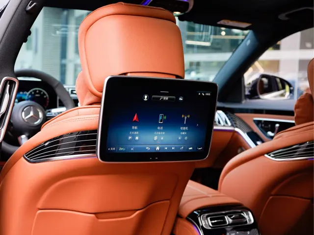 Mercedes-Benz S-Class — Фото автомобиля 14