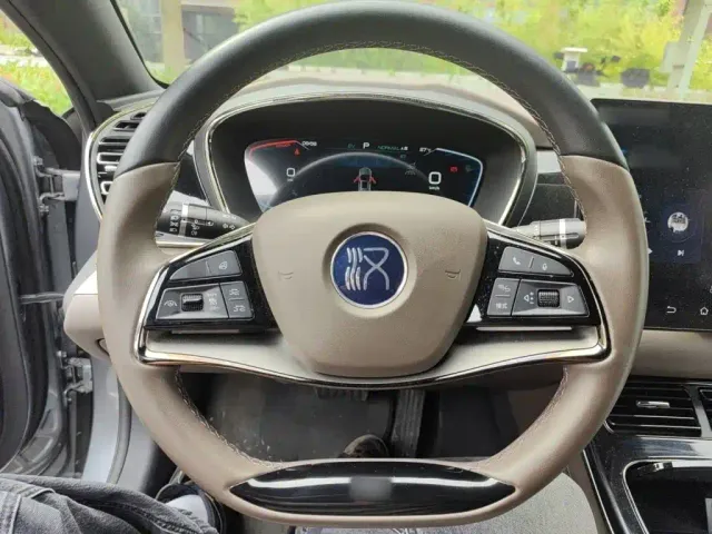 BYD Han — Фото автомобиля 2