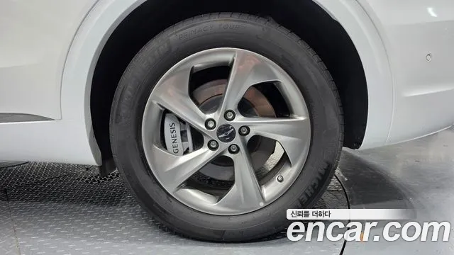 Genesis GV70 2.5T Бензин AWD — Фото автомобиля 5