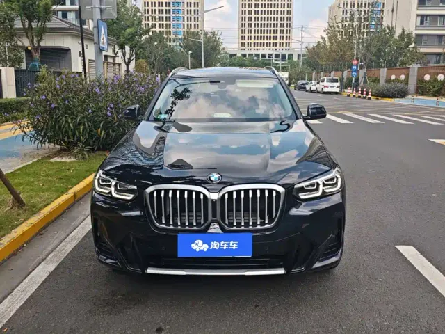 BMW X3 — Фото автомобиля 2