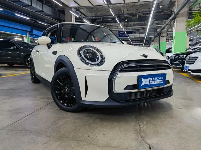 MINI Hatch — Фото автомобиля 3