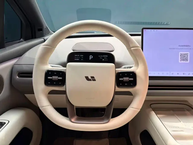 Li Auto i6 — Фото автомобиля 7