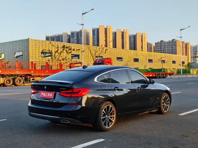 BMW 6 Series Gran Turismo — Фото автомобиля 5